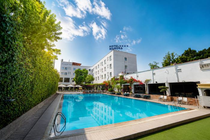 Piscine — Hôtel Mamora Kénitra